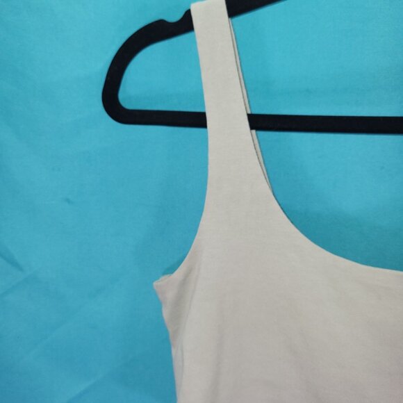Cotton On Womens Beige Crop Tank Top Medium - Picture 2 of 6